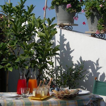 Piazza San Pantaleo Bed and Breakfast Sorso Eksteriør billede